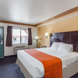 King Room Mobility accessible